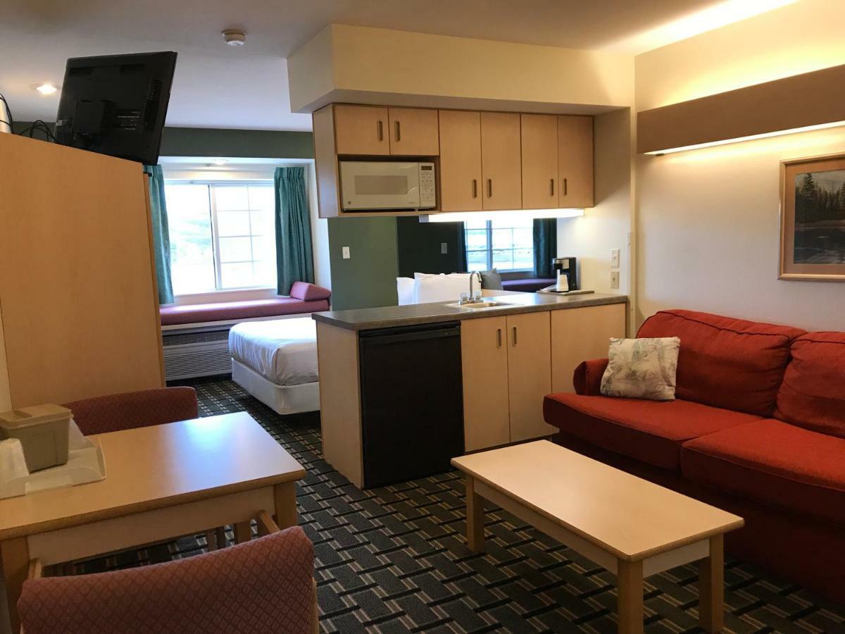 Mariner'S Village Resort Carlyle ภายนอก รูปภาพ